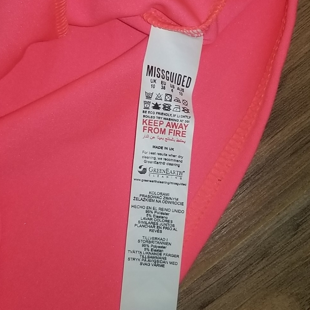 Missguided Ruffled Top - Picture 3 of 4